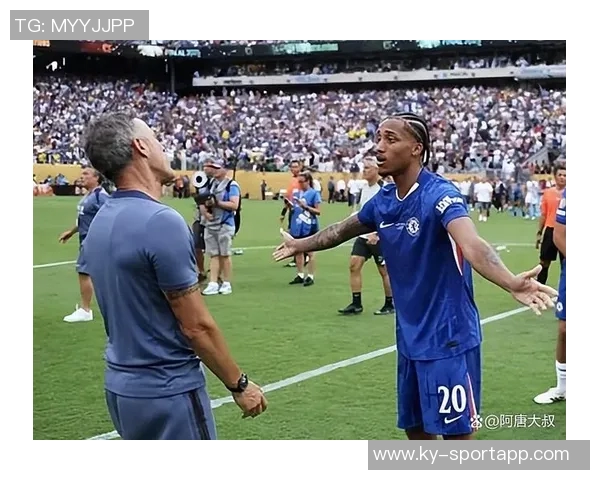 世俱杯决赛恩里克锁喉事件引发热议但至今未受处罚